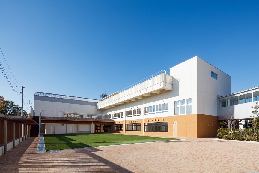 川崎市立久末小学校（大山・沼田・村松JV）